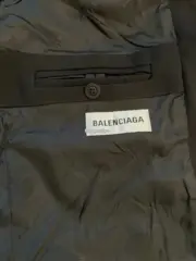 【現貨】巴黎 BLC 22FW 萬事達刺繡logo 復古 棉服西裝夾克外套：圖片 9