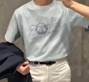 【618新品】D1OR x HYLTON NEL 25SS 聯名貓咪刺繡 短袖T恤 二色：圖片 6