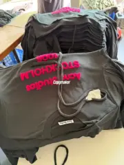 【預售年後出貨】Acne Studios 26SS 1996 植絨刺繡水洗做舊經典logo 圓領純棉短袖T恤：圖片 4