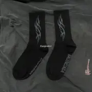 巴黎 BLC 24SS 火焰字母 限定 襪子中筒襪棉襪長襪足球襪：圖片 9