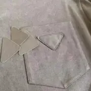 PRA 24SS Ripped-Triangle 三角標貼布 水洗 簡約素色 短袖T恤：圖片 7